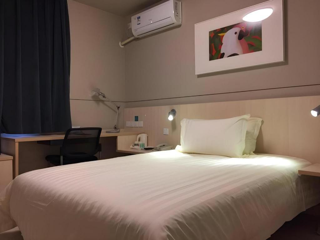 锦江之星沈阳北站酒店 外观 照片